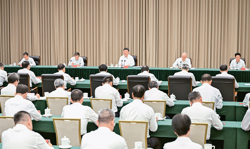 　　2025年11月6日，中共中央總書記、國家主席、中央軍委主席習(xí)近平在海南三亞聽取海南自貿(mào)港建設(shè)工作匯報，發(fā)表了重要講話。